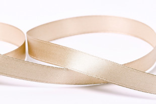 Лента атласная 12 мм ( 1/2 ") "Gamma" №061 св.св.бежевый 33 метра