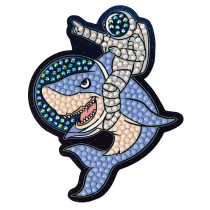 Кристальная ( алмазная) мозаика  " ФРЕЯ" ALVM- 081 магнит " Астронавт на акуле" 8 х 10. 5 см