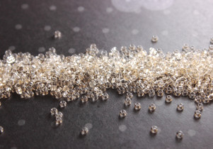 Бисер Чехия круглый 38292 10/0 500 г