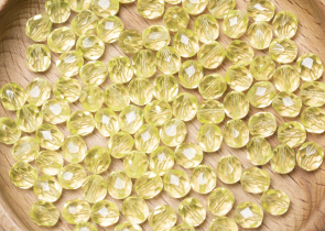 Бусины полированные круглые 6мм 25г (90 штук) 80130 бледно-желтый прозрачный